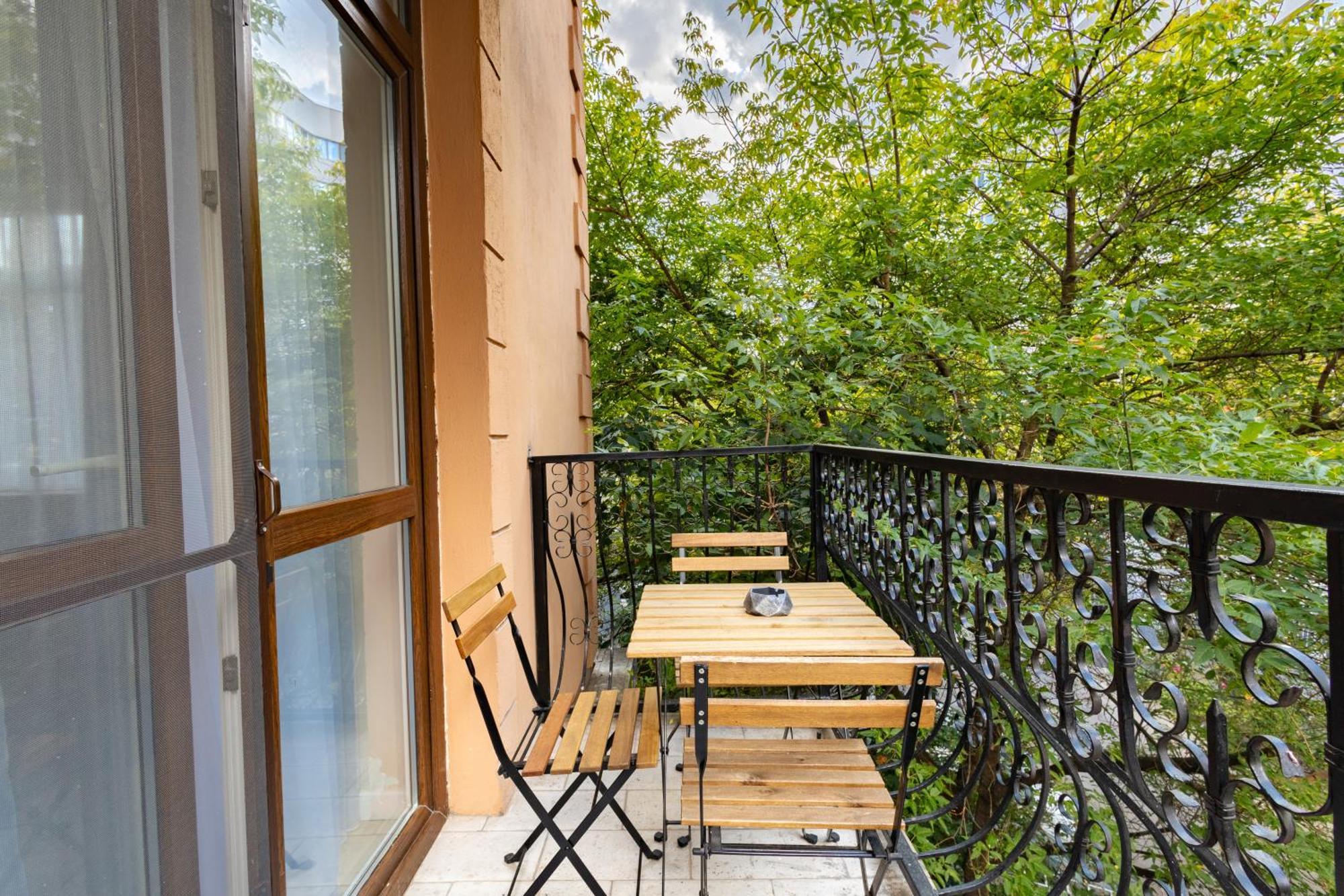 Piccolo Mondo By Citybookings Bucarest Exterior foto